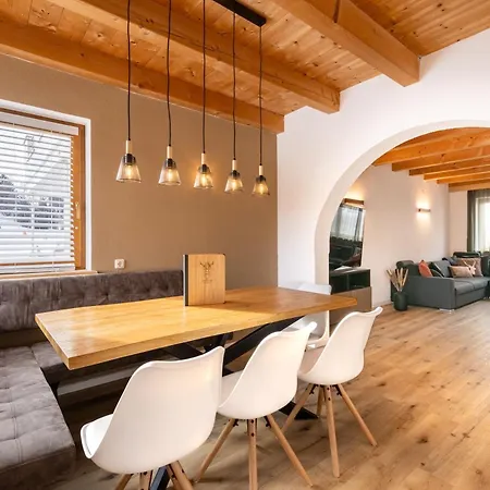 Jaegerlodge Apartment Ladis