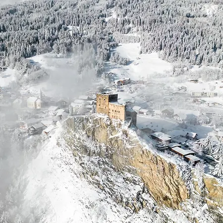 Jaegerlodge ラディス